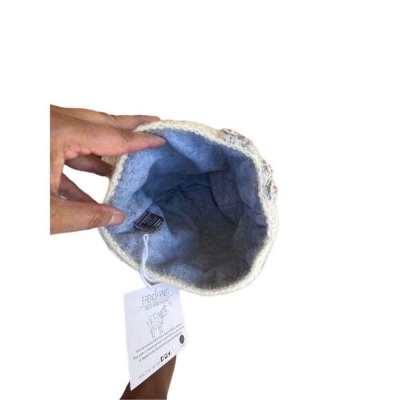 NWT French Knot Mohair Hat Beanie With Embroidery Ivory Free Size - Picture 4 of 10